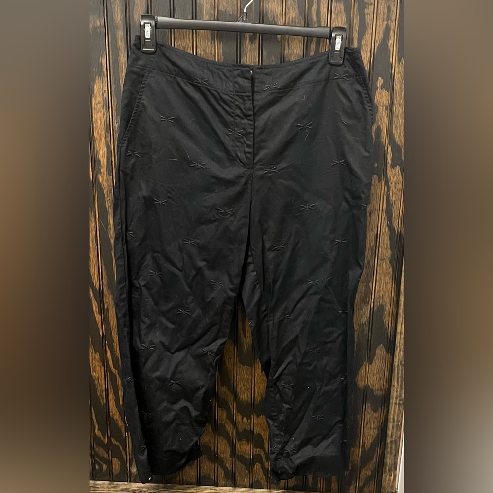 Talbots Women’s Black Embroidered Dragonfly Capri Pants Size 12